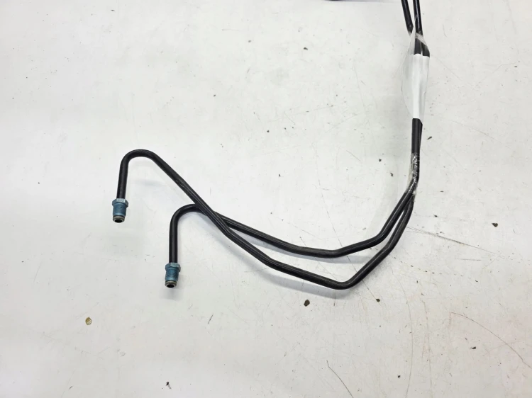 PRZEWÓD PRZEWODY HAMULCOWE AUDI Q5 FY 80B614706AC 80B614705AC