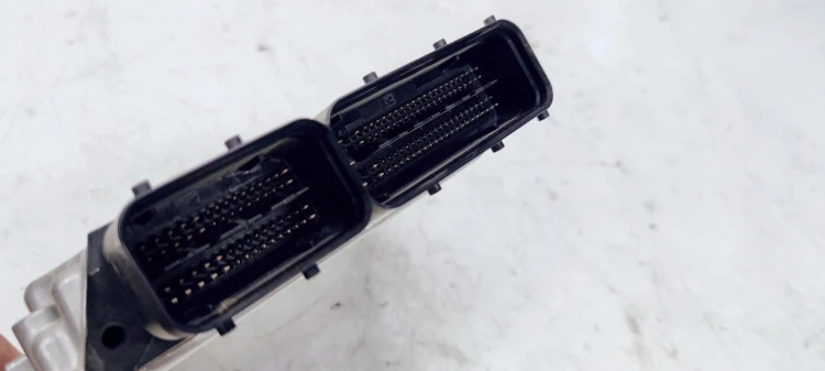 KOMPUTER STEROWNIK SILNIKA AUDI 2.0 TD 03L906018JG