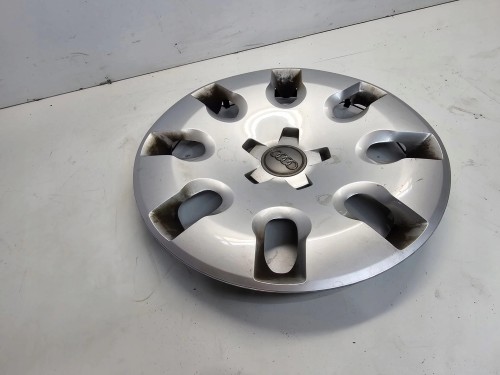 KOŁPAK ORYGINALNY AUDI A1 8X 8X0601147 R15