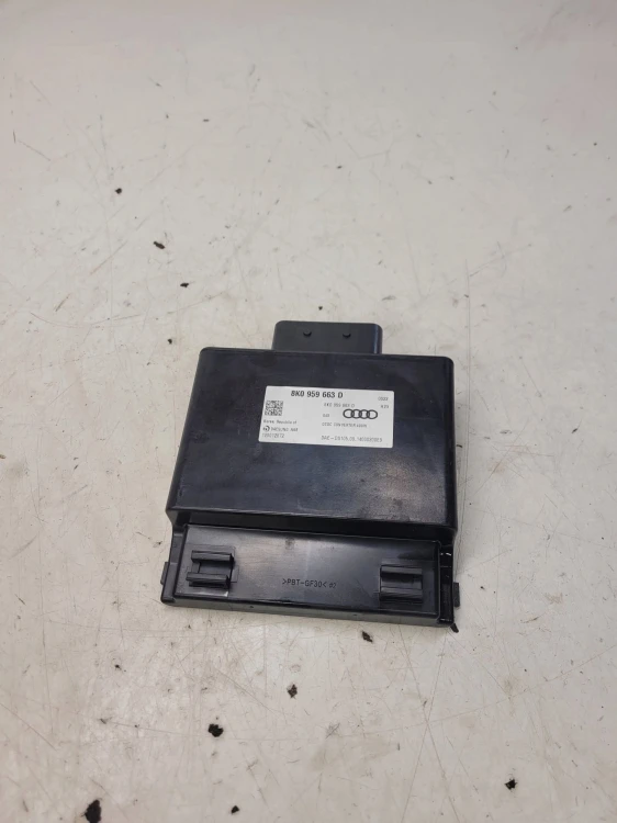 STABILIZATOR NAPIĘCIA AUDI A4 A5 Q5 A6 8K0959663D