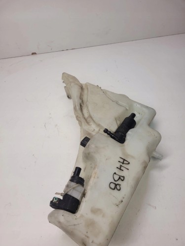 ZBIORNIK PŁYNU DO SPRYSKIWACZY POD XENON AUDI A4 B8 A5 8T0955453C