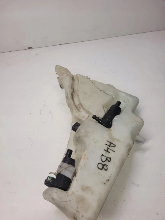 ZBIORNIK PŁYNU DO SPRYSKIWACZY POD XENON AUDI A4 B8 A5 8T0955453C