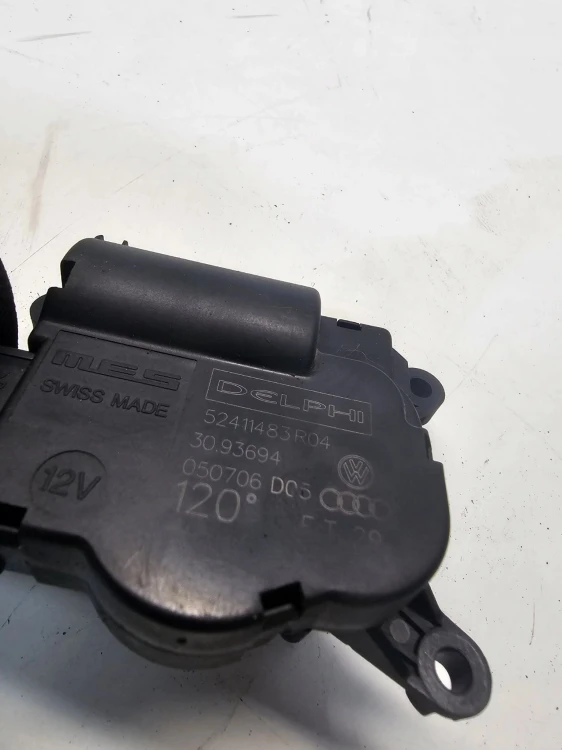 SILNICZEK NAGRZEWNICY AUDI Q7 4L VW 7L0907511AF
