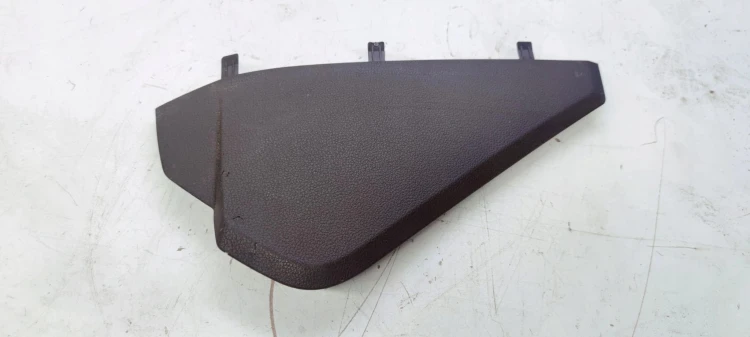 OSŁONA ZAŚLEPKA DESKI PRAWA AUDI Q3 F3 83A857086