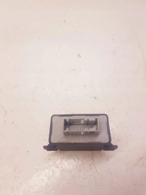 STEROWNIK MODUŁ ŚWIATEŁ AUDI A3 8P 8P3907357A