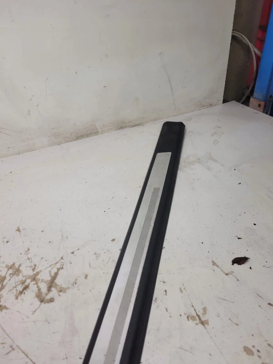 LISTWA PROGOWA PRAWA S LINE AUDI A3 8P 8P3853492E