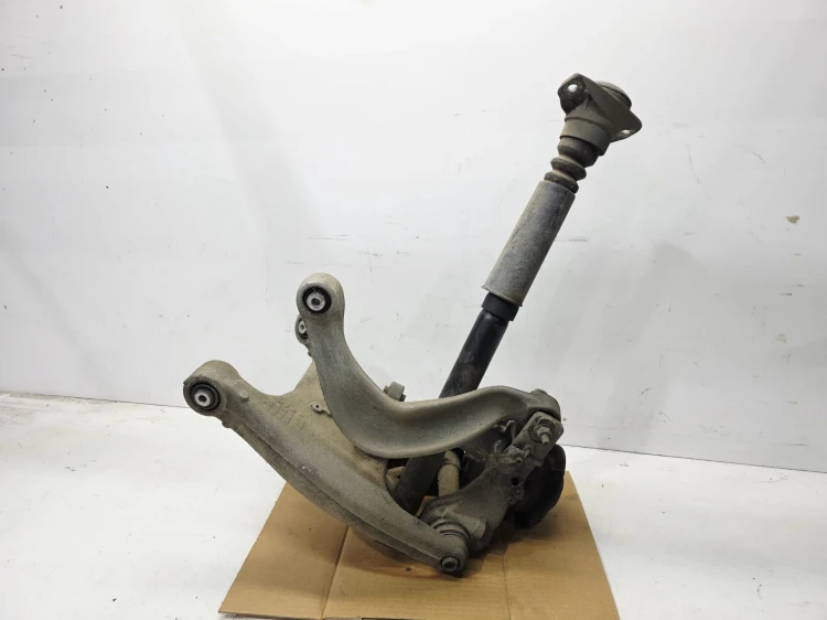 ZWROTNICA PRAWY TYŁ AUDI A6 C7 QUATTRO 8R0505436C 8R0505312F
