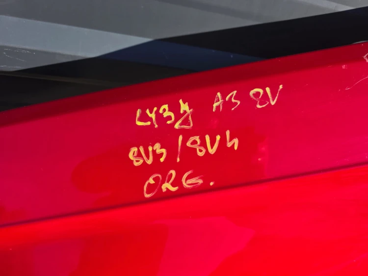 BŁOTNIK LEWY PRZÓD AUDI A3 8V LY3J 3-DRZWI, SPORTBACK 2011-2018 ORYGINAŁ !!