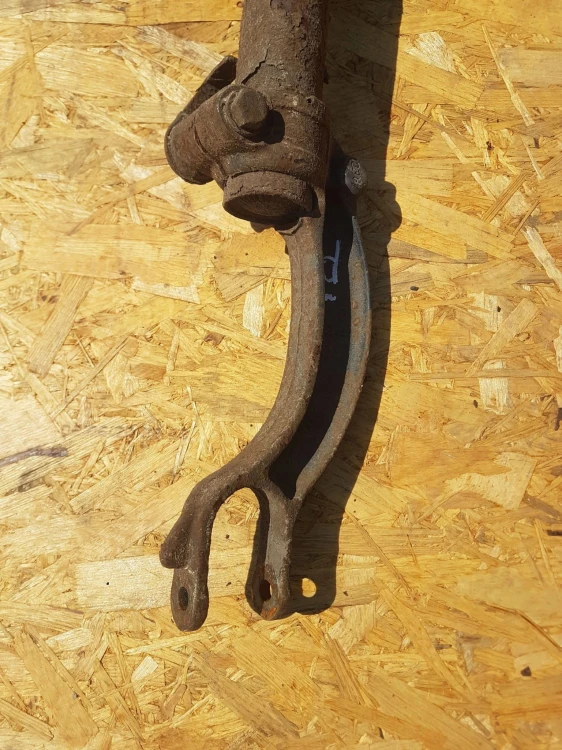 AMORTYZATOR PRAWY PRZÓD AUDI A6 C7 A7 4G0413031AF
