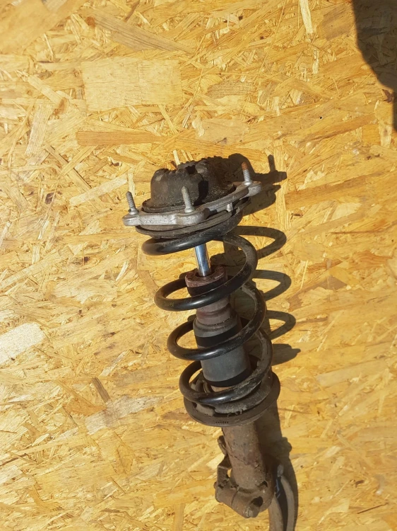 AMORTYZATOR PRAWY PRZÓD AUDI A6 C7 A7 4G0413031AF