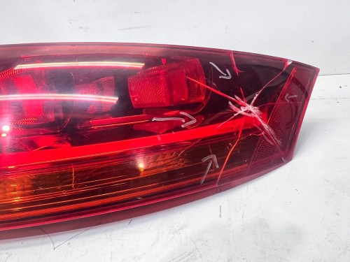 LAMPA PRAWY TYŁ AUDI TT 8J0945096C USZK.