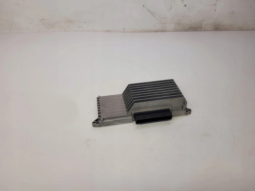 WZMACNIACZ RADIA AUDIO AUDI A4 B8 A5 Q5 8R1035223A