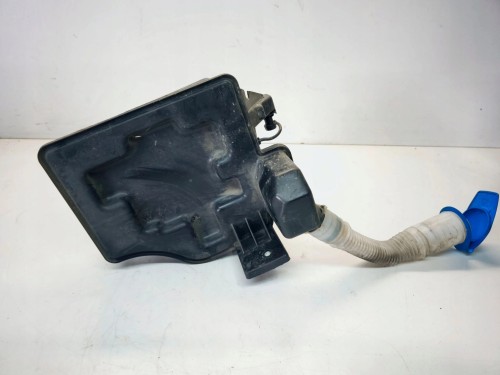ZBIORNIK SPRYSKIWACZY AUDI A1 8X VOLKSWAGEN SEAT SKODA 6R0955453E