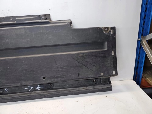 OSŁONA PŁYTA PODWOZIA LEWA AUDI A5 SPORTBACK 8T8825207
