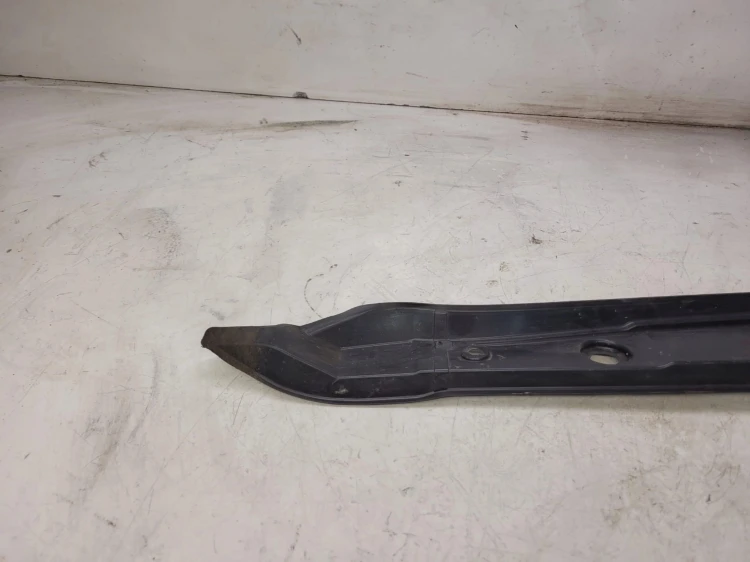 WYGŁUSZENIE BŁOTNIKA LEWE AUDI Q5 8R 8R0821111C