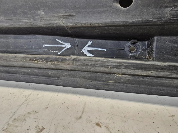 OSŁONA PŁYTA PODWOZIA LEWA AUDI A5 SPORTBACK 8T8825207