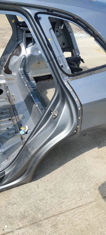 ĆWIARTKA BŁOTNIK LEWY TYŁ AUDI Q5 8R LY7G ORYGINAŁ