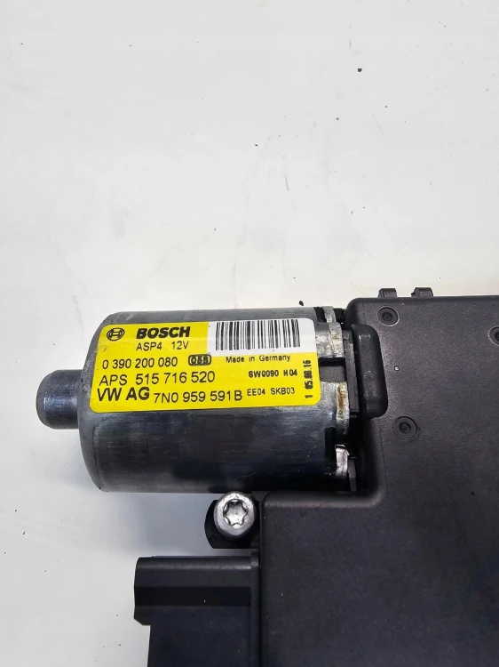 SILNICZEK SZYBERDACHU AUDI Q5 8R LIFT 7N0959591B