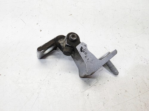 ZAWIAS DRZWI PRAWY AUDI A1 8X Q3 8U A3 8V 8V0833404E