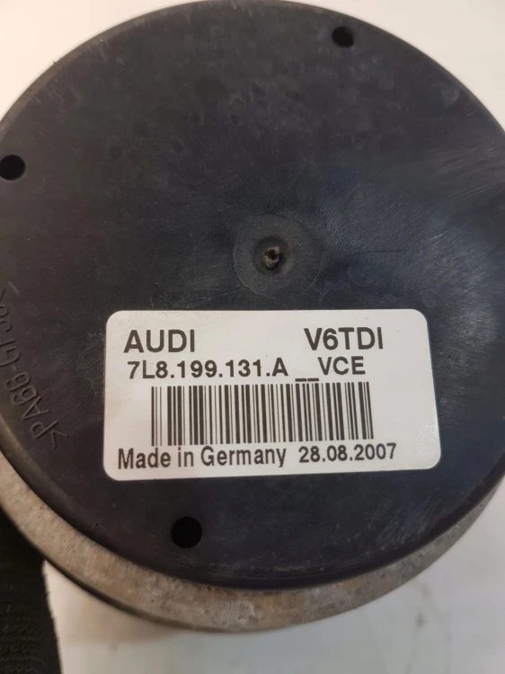PODUSZKA SILNIKA AUDI Q7 4L 3.0 TDI 7L8199131A