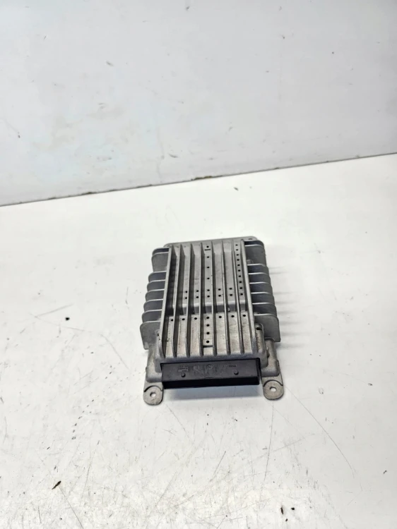 WZMACNIACZ BOSE AUDI A3 8P LIFT 8P3035223A