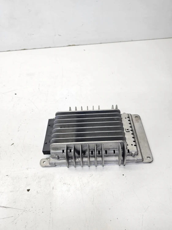 WZMACNIACZ BOSE AUDI A3 8P LIFT 8P3035223A