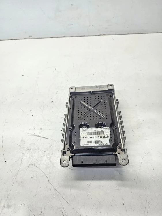 WZMACNIACZ BOSE AUDI A3 8P LIFT 8P3035223A