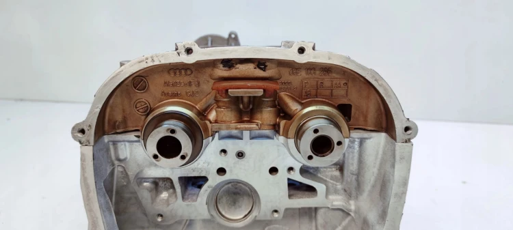 GŁOWICA KOMPLETNA AUDI A5 A5 A6 C7 A7 2.8 3.2 FSI 06E103404A