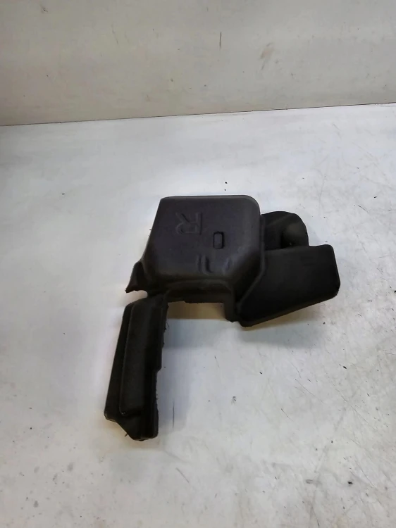 WYGŁUSZENIE BŁOTNIKA PRAWE AUDI A4 B9 8W5864786G