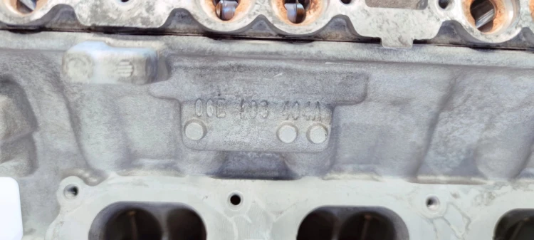 GŁOWICA KOMPLETNA AUDI A5 A5 A6 C7 A7 2.8 3.2 FSI 06E103404A