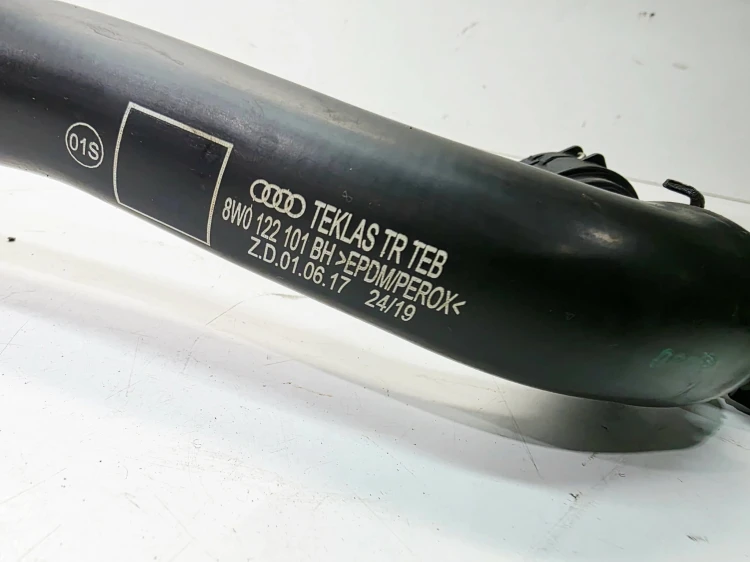 RURA PRZEWÓD WĄŻ WODY AUDI A4 B9 A5 8W 2.0 TFSI 8W0122101BH