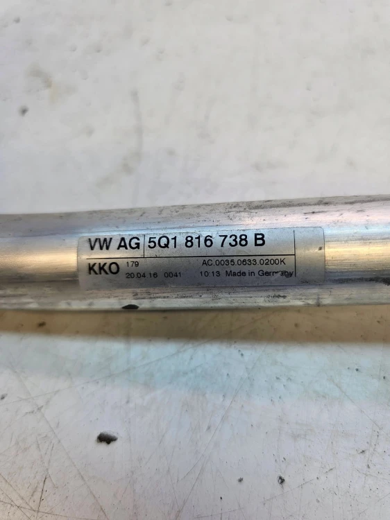 WĄŻ PRZEWÓD KLIMATYZACJI AUDI A3 8V VW SEAT 5Q1816738B
