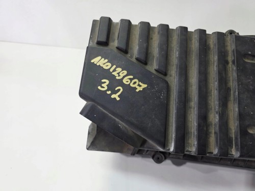 OBUDOWA FILTRA POWIETRZA AUDI A3 8P VOLKSWAGEN SEAT SKODA 3.2 1K0129607