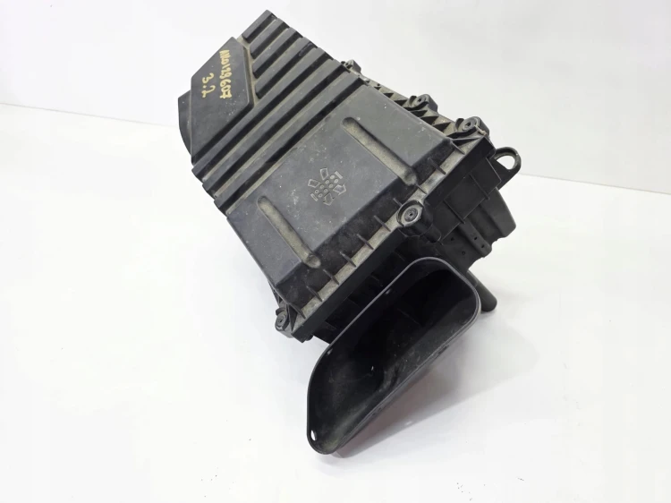OBUDOWA FILTRA POWIETRZA AUDI A3 8P VOLKSWAGEN SEAT SKODA 3.2 1K0129607
