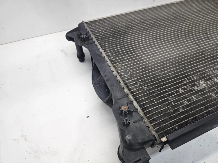 CHŁODNICA WODY AUDI A6 C6 LIFT 3.0 TFSI 4F0121251AF