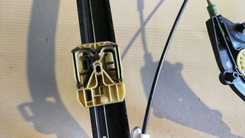 MECHANIZM SZYBY PRAWY PRZÓD AUDI Q5 8R 8R0837462G