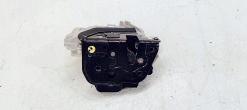 ZAMEK DRZWI LEWY TYŁ AUDI A6 C6 4F0839015A 9 PIN