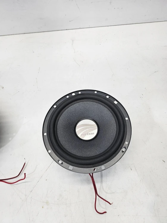 GŁOŚNIK GŁOŚNIKI DRZWI PRZÓD TYŁ AUDI A4 B6 B7 A3 8P RAINBOW CAR AUDIO