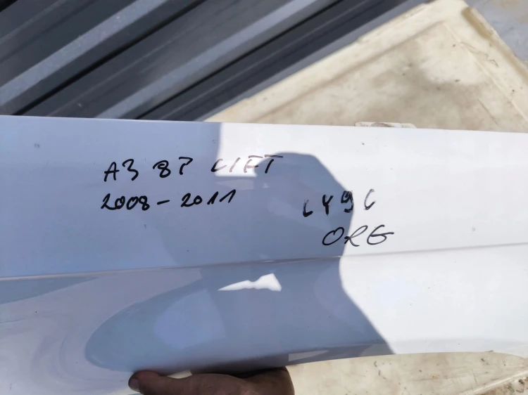 BŁOTNIK PRAWY PRZÓD AUDI A3 8P LIFT LY9C 2008-2012 ORYGINAŁ !!!