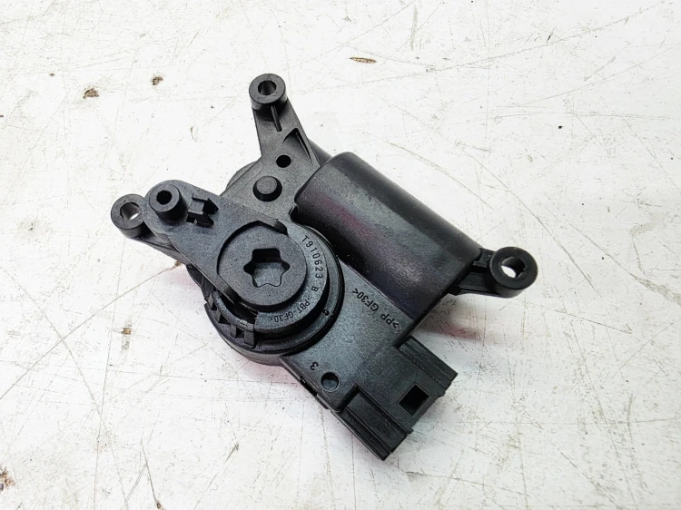 SILNICZEK NAGRZEWNICY AUDI Q3 8U VOLKSWAGEN SEAT SKODA 1Q0907511Q