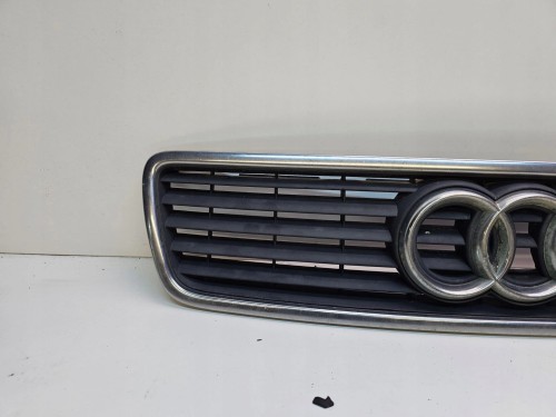 GRILL ATRAPA CHŁODNICY AUDI A4 B5 8D0853651J