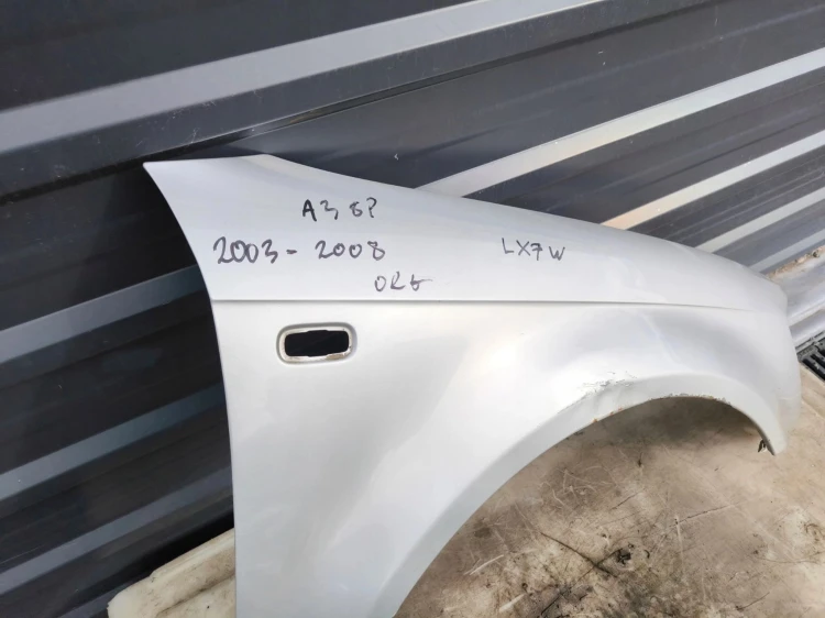BŁOTNIK PRAWY PRZÓD AUDI A3 8P 2003-2008 ORYGINAŁ !!!