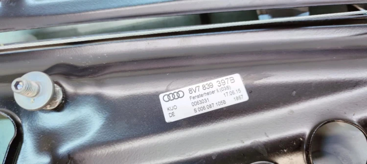 MECHANIZM SZYBY SZYBA LEWY TYŁ AUDI A3 8V CABRIO 8V7839397B