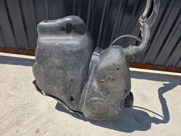BAK ZBIORNIK PALIWA AUDI A3 8P VW SEAT SKODA 1K0201022KA DIESEL !!!