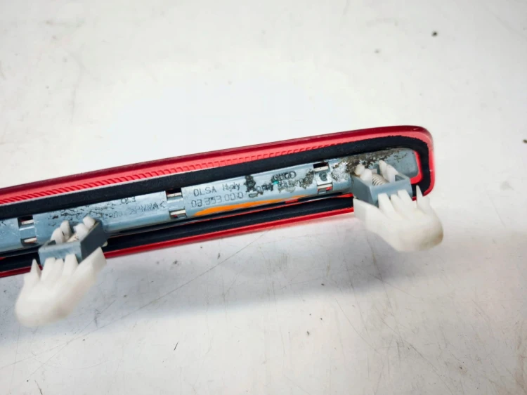 ŚWIATŁO STOP STOPU TRZECIE AUDI A3 8P LIFT 5-D 8P4945097C 1/25