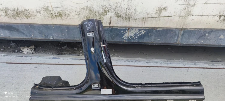 ĆWIARTKA PRÓG SŁUPEK B PRAWY AUDI A6 C7 LIFT LY9B