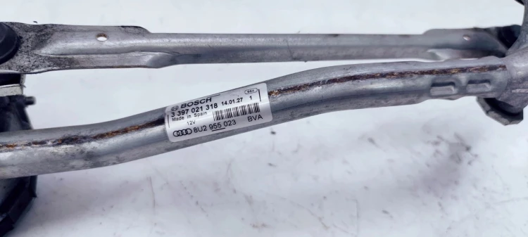 MECHANIZM WYCIERACZEK PRZÓD AUDI Q3 8U 8U2955119