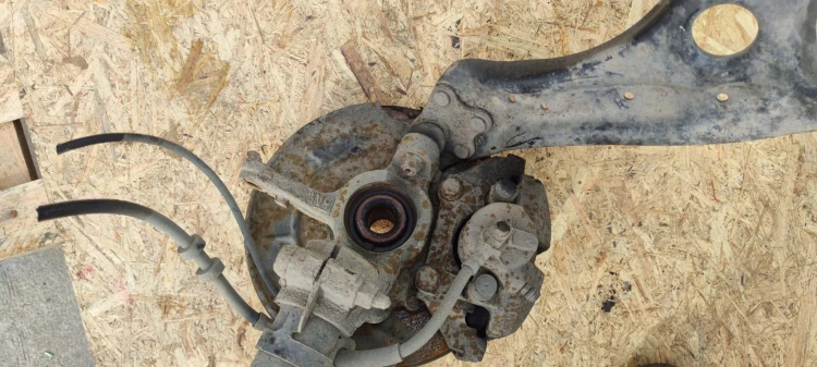 ZWROTNICA PRAWA AUDI A1 LIFT VW SKODA KOMPELT 1**