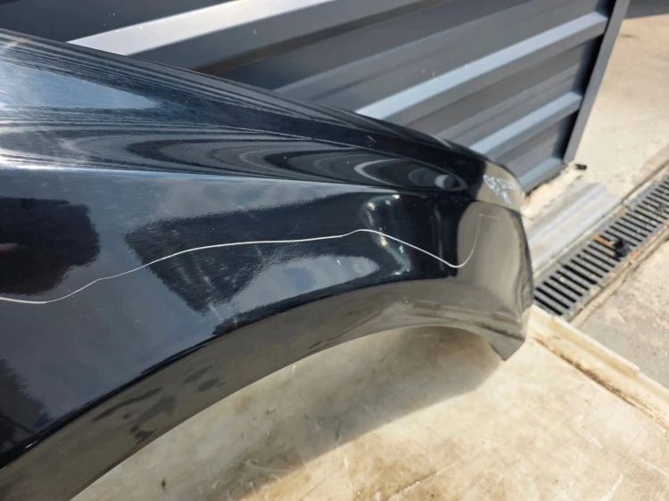 BŁOTNIK PRAWY PRZÓD AUDI Q5 8R 2011-2016 LY9B