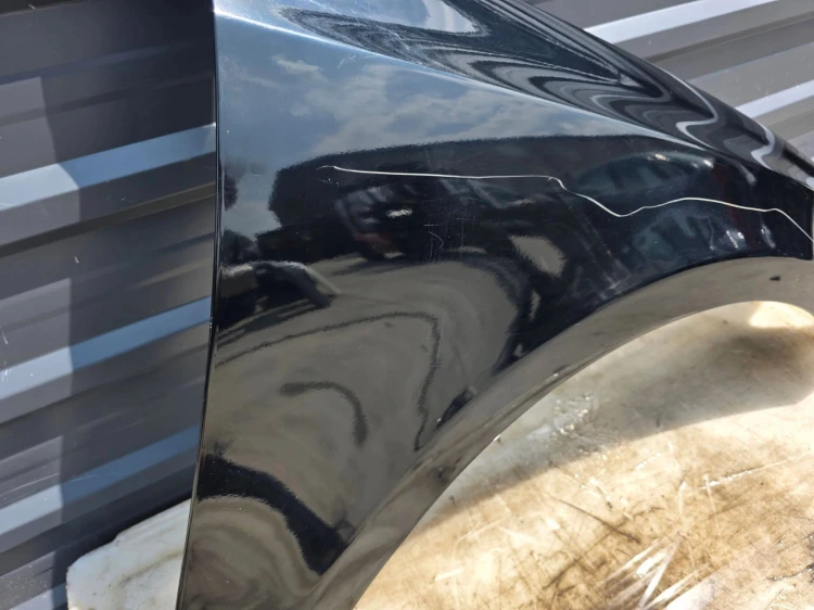 BŁOTNIK PRAWY PRZÓD AUDI Q5 8R 2011-2016 LY9B